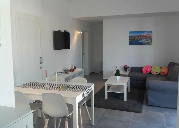 Casa Serafin Primera Linea 40b *